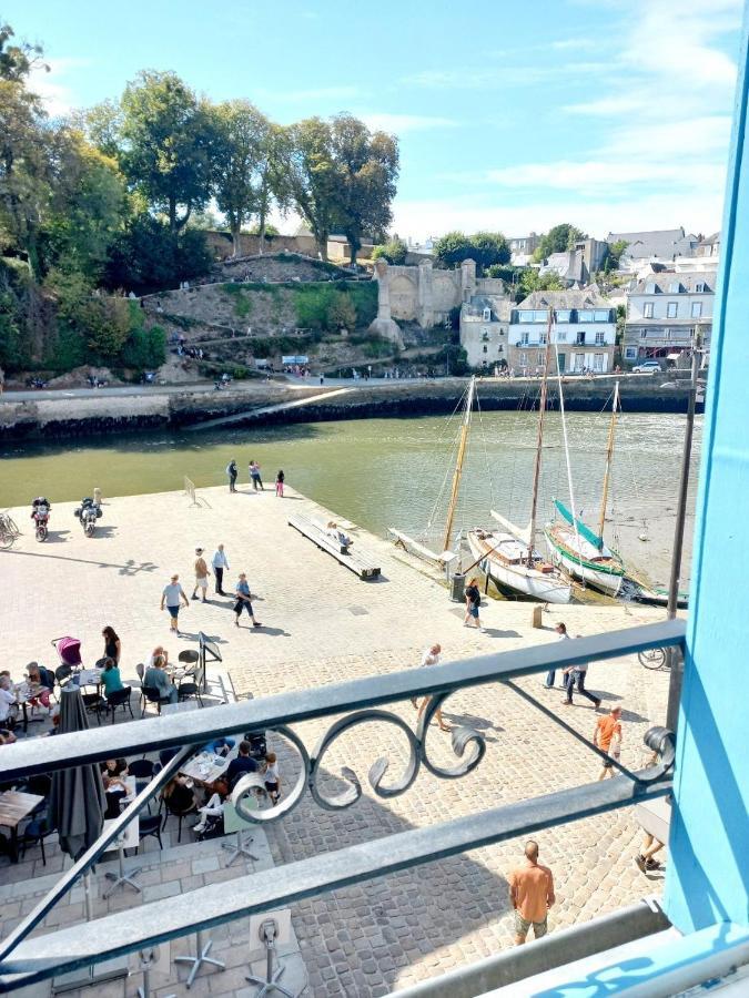 Tres Bel Appartement Avec Superbe Vue Sur Le Port De Saint Goustan Auray Exterior foto